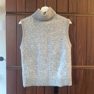 & Other Stories Grey Sleeveless Sweater XS